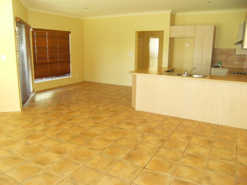 3/1 Shorehaven Place, Varsity Lakes QLD 4227