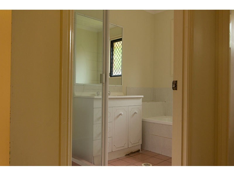 61 Oakdale Avenue, Nerang QLD 4211