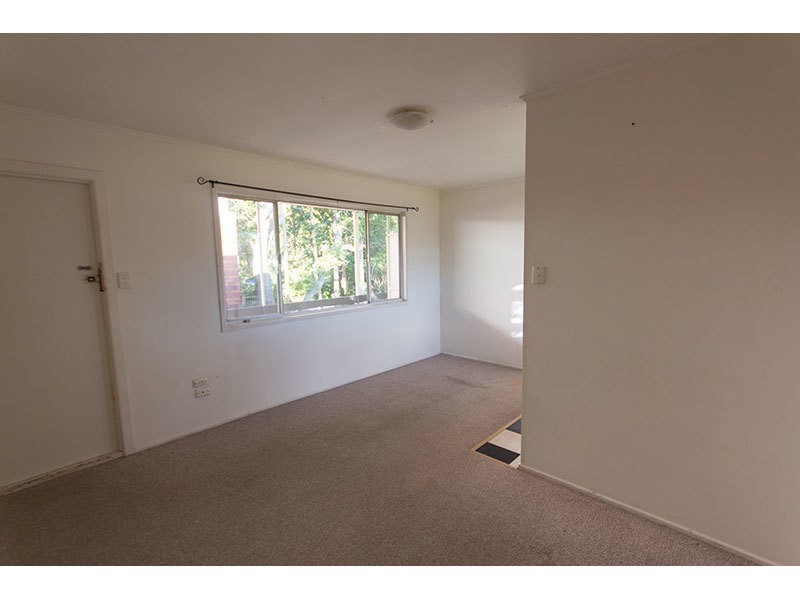 4/8 Robert Street, Labrador QLD 4215