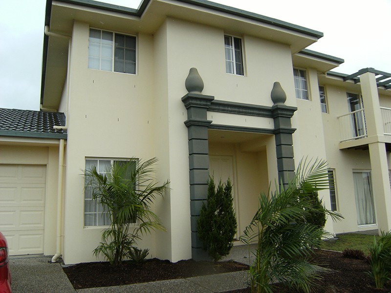 11 Kowhai Place, Nerang QLD 4211
