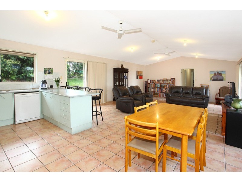 1 Quambone Street, Worongary QLD 4213