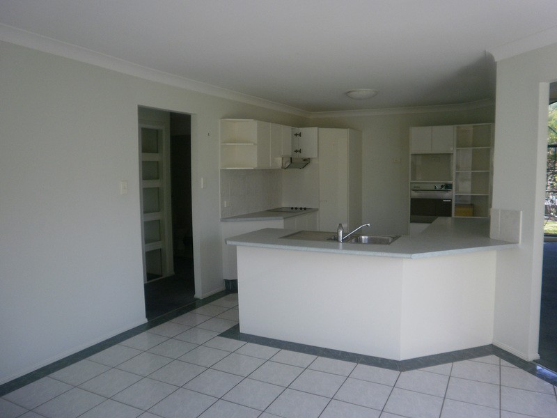 3 Encore Court, Ashmore QLD 4214