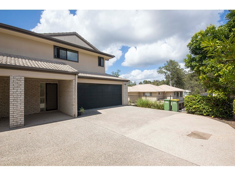 2/30 Debbie Way, Nerang QLD 4211