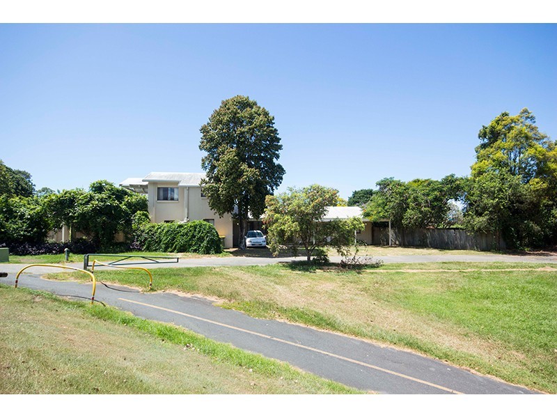 20 Birribi Avenue, Nerang QLD 4211