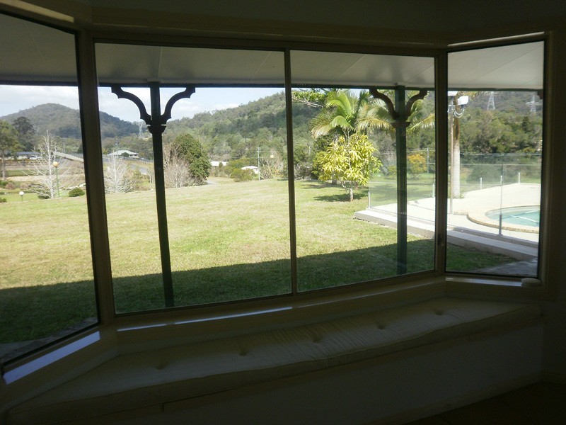 261 Clagiraba Road, Clagiraba QLD 4211