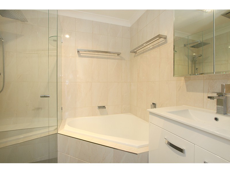 4/19-21 Centurion Crescent, Nerang QLD 4211
