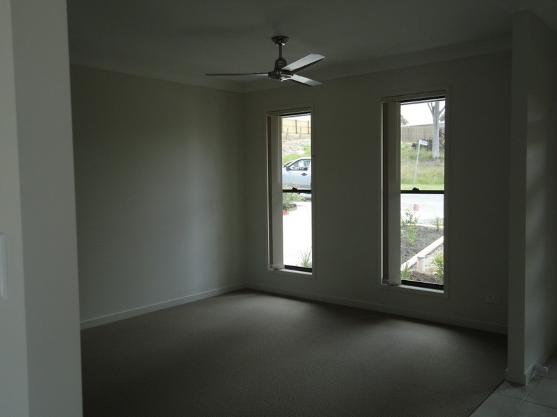 32 Edgeware Road, Pimpama QLD 4209
