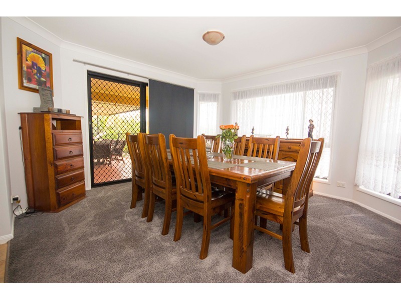 11 Mitaro Rise, Pacific Pines QLD 4211
