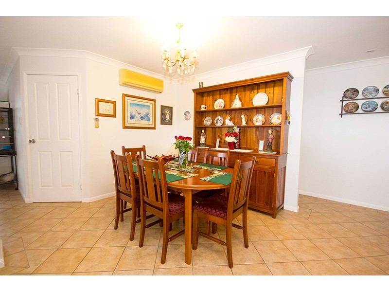 11 Mitaro Rise, Pacific Pines QLD 4211