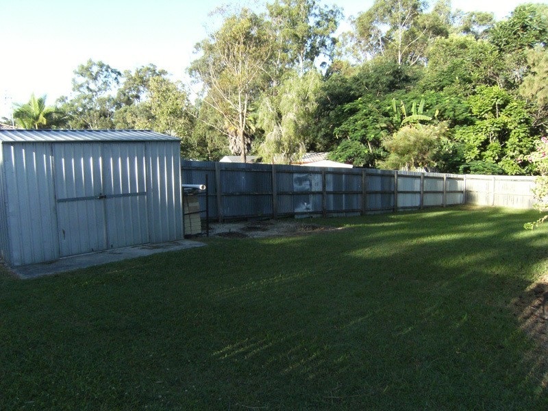 89 Explorers Way, Highland Park QLD 4211