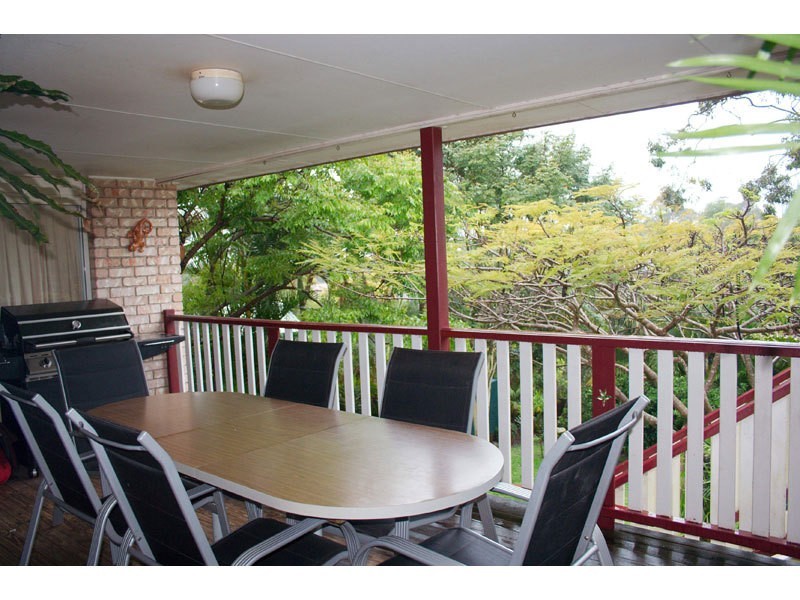 Highland Park QLD 4211