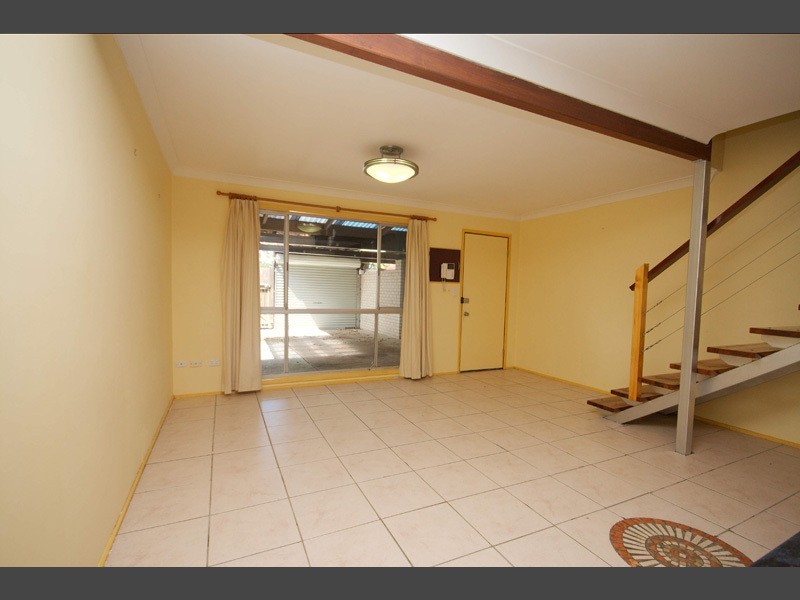 12/67 Price Street, Nerang QLD 4211