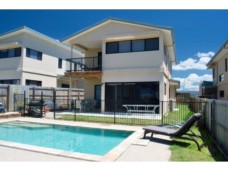 17 Zane Street, Molendinar QLD 4214