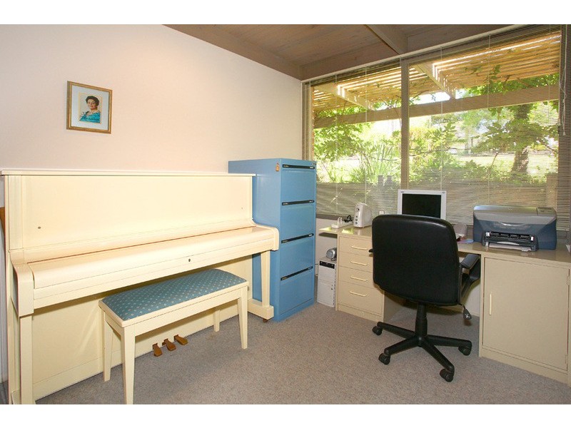 7 Narrabri Court, Gaven QLD 4211