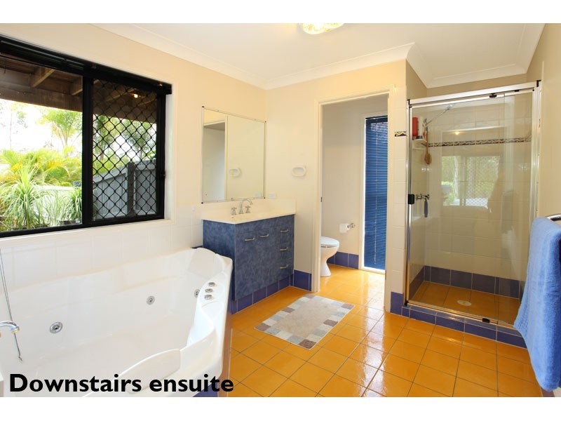 80 The Oval Drive, Mount Nathan QLD 4211