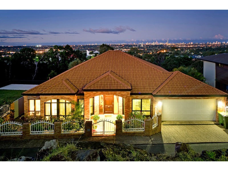 Highland Park QLD 4211