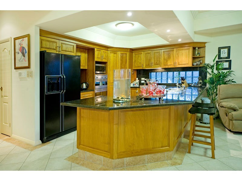Highland Park QLD 4211