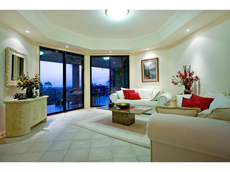 Highland Park QLD 4211