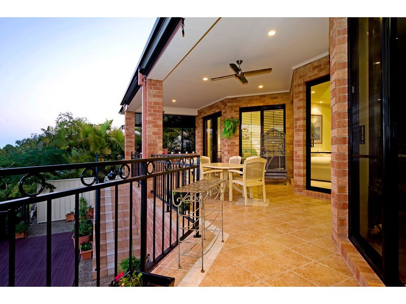 Highland Park QLD 4211