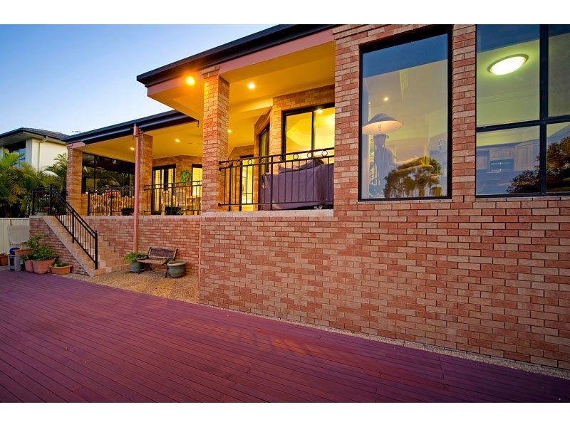 Highland Park QLD 4211