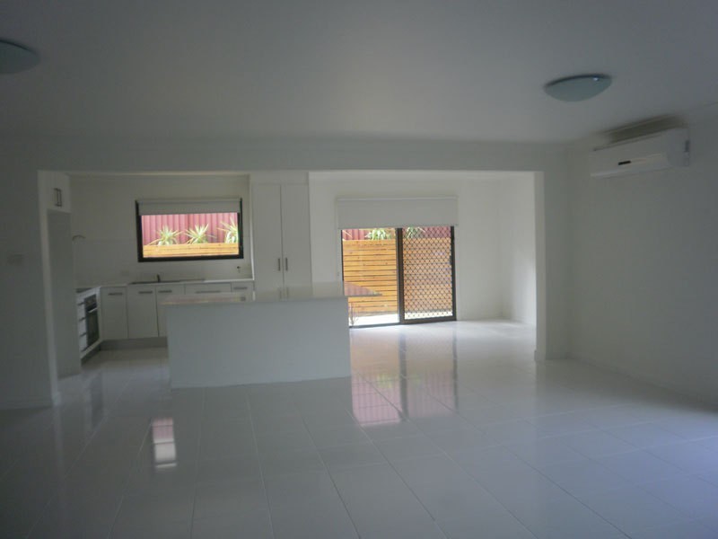 9 Goodman Close, Highland Park QLD 4211