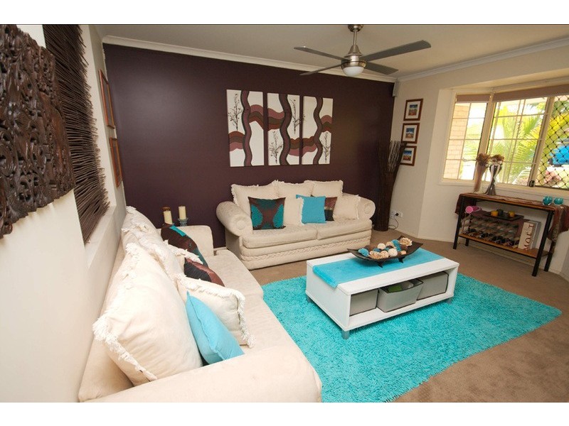 20 Winchester Drive, Nerang QLD 4211