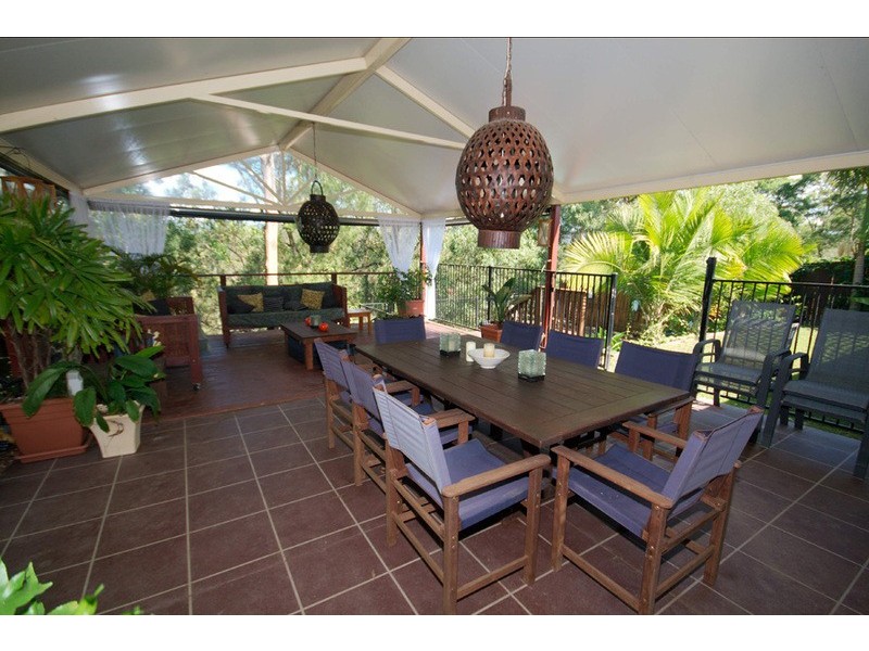 20 Winchester Drive, Nerang QLD 4211