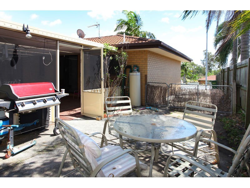 76 Alexander Drive, Highland Park QLD 4211