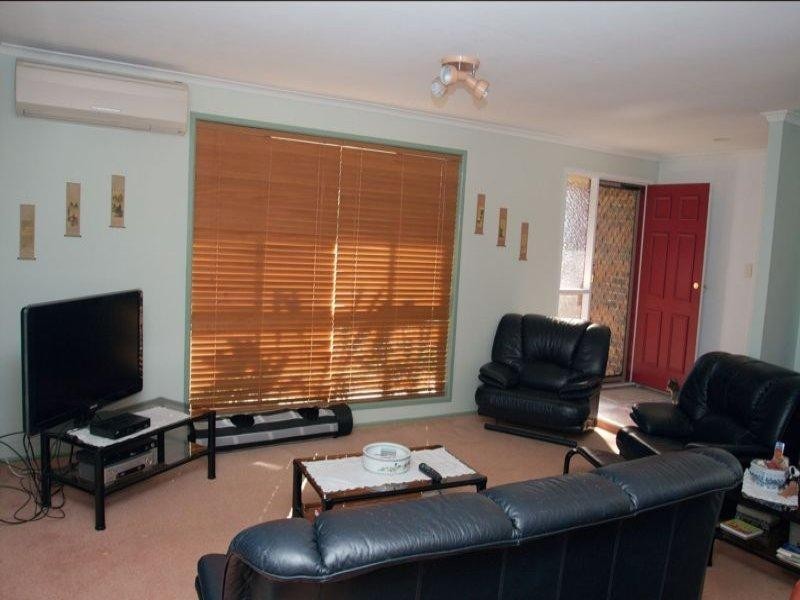 4 Garvie Place, Highland Park QLD 4211