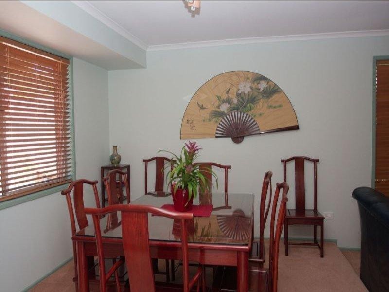 4 Garvie Place, Highland Park QLD 4211