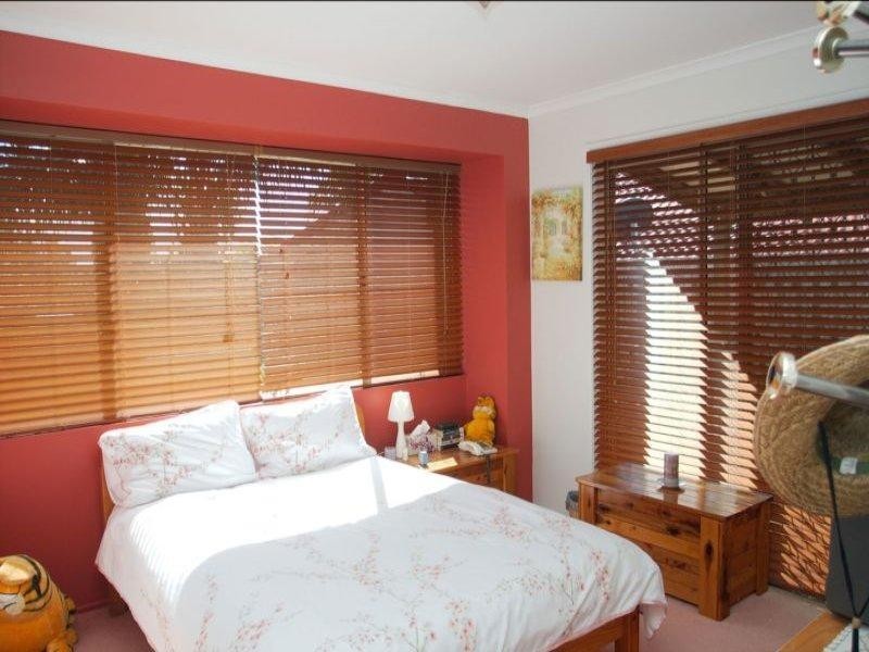 4 Garvie Place, Highland Park QLD 4211