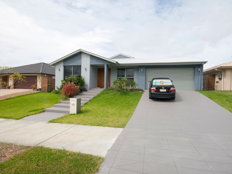 99 McAuley Parade, Pacific Pines QLD 4211