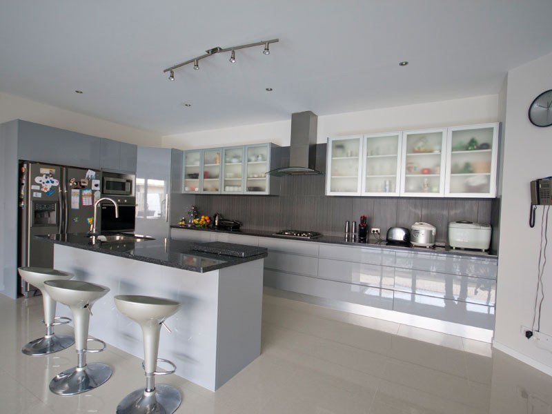 99 McAuley Parade, Pacific Pines QLD 4211