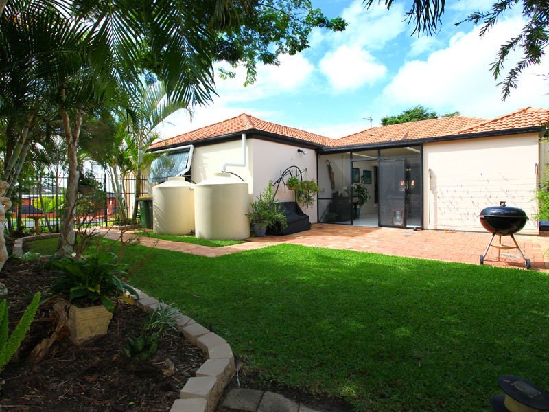 17 Convery Crescent, Highland Park QLD 4211