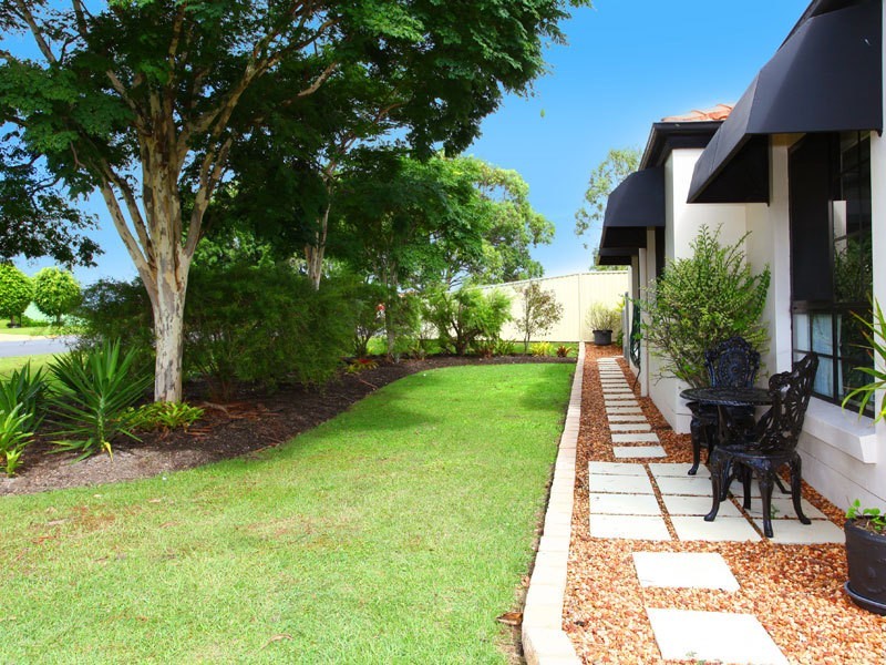 17 Convery Crescent, Highland Park QLD 4211