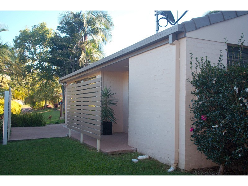 37 Renfrew Drive, Highland Park QLD 4211