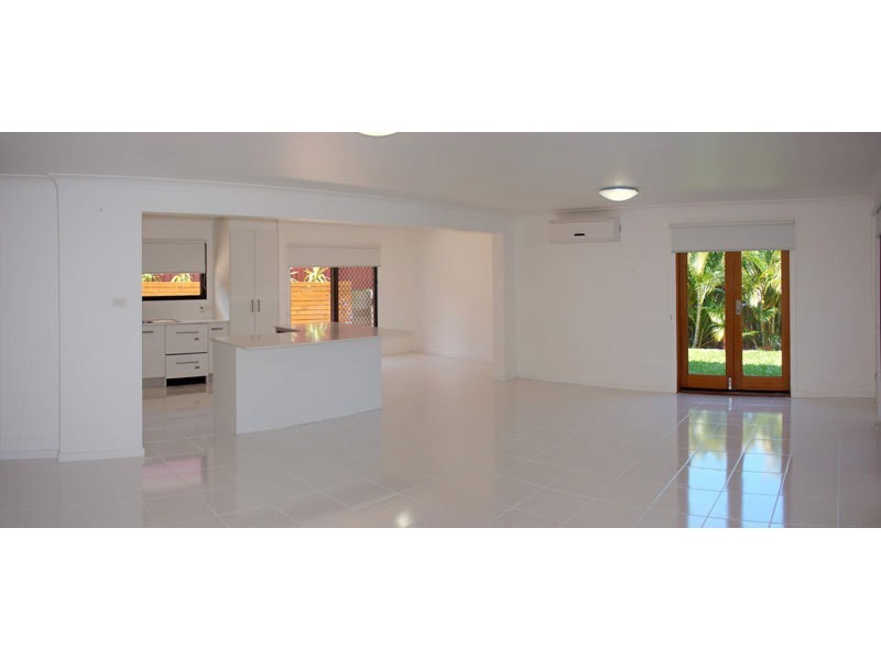 Highland Park QLD 4211