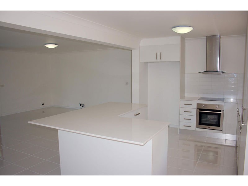 Highland Park QLD 4211