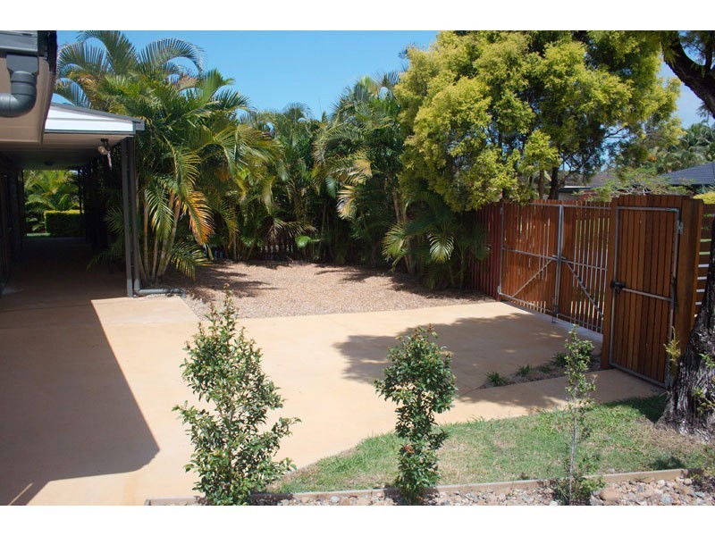 Highland Park QLD 4211