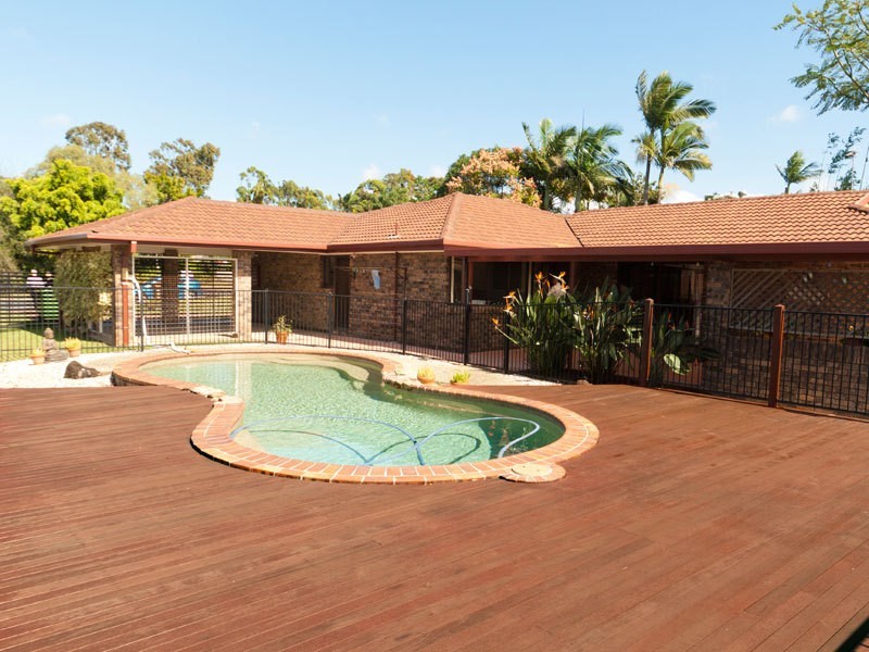 87 Macquarie Avenue, Molendinar QLD 4214