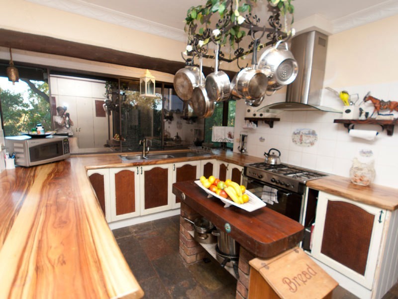 8 Arjuna Way, Gaven QLD 4211