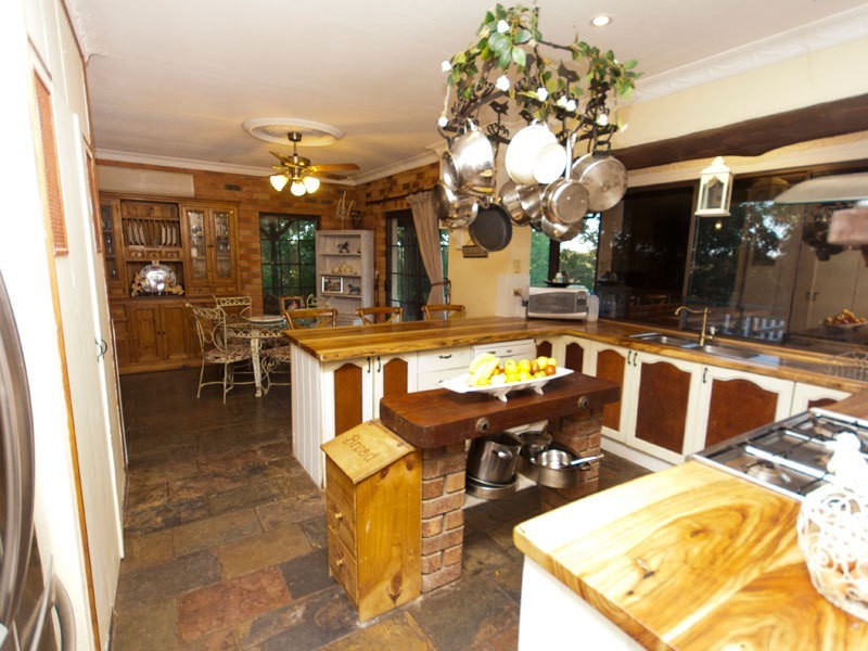 8 Arjuna Way, Gaven QLD 4211