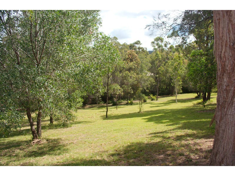 Mount Nathan QLD 4211