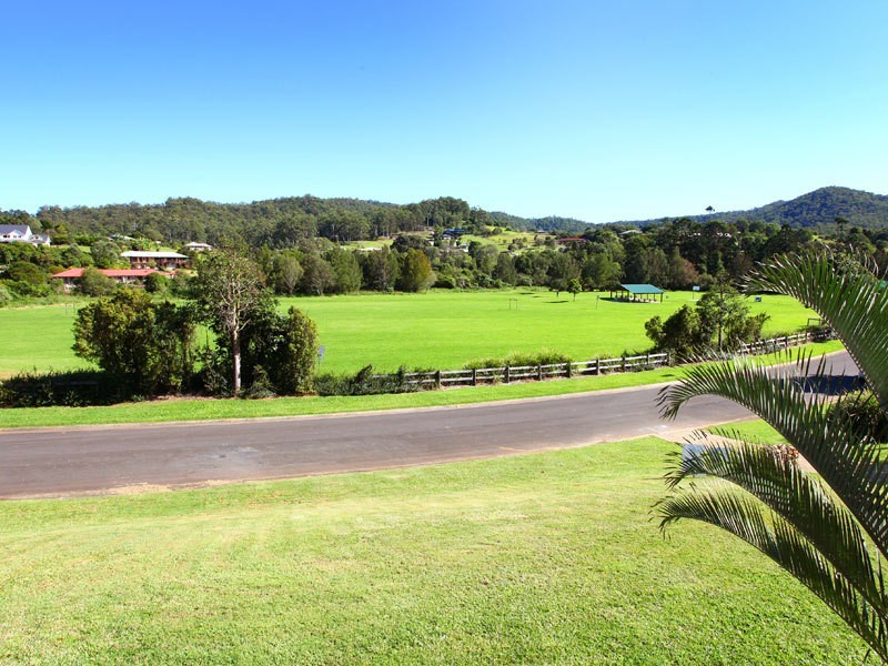 26 Parkmeadows Court, Bonogin QLD 4213