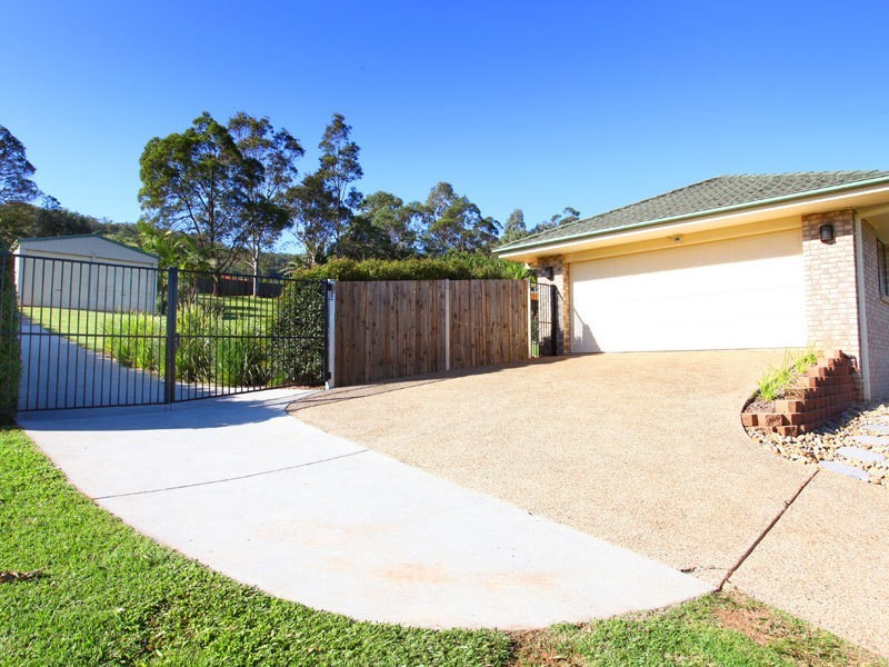 26 Parkmeadows Court, Bonogin QLD 4213
