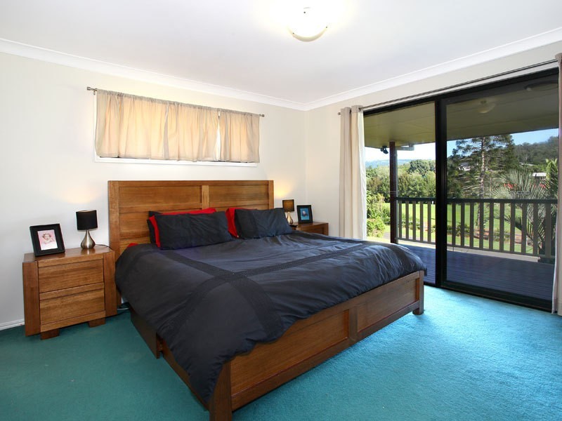 26 Parkmeadows Court, Bonogin QLD 4213