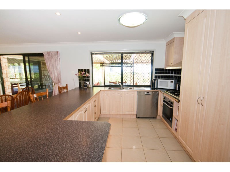 8 The Oval Drive, Mount Nathan QLD 4211
