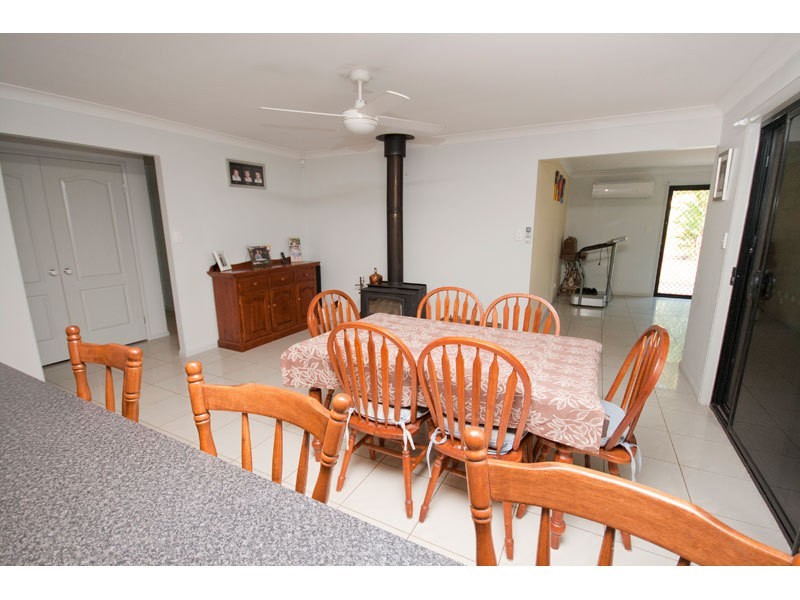 8 The Oval Drive, Mount Nathan QLD 4211