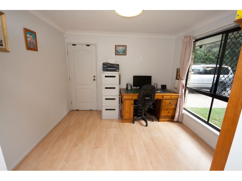 8 The Oval Drive, Mount Nathan QLD 4211