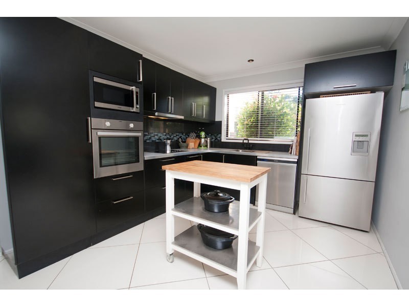 5 Marybeth Crescent, Molendinar QLD 4214